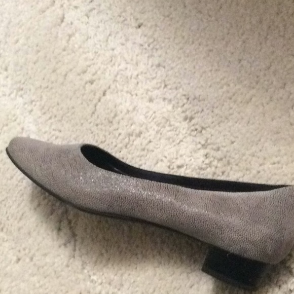 Flats - Picture 4 of 4